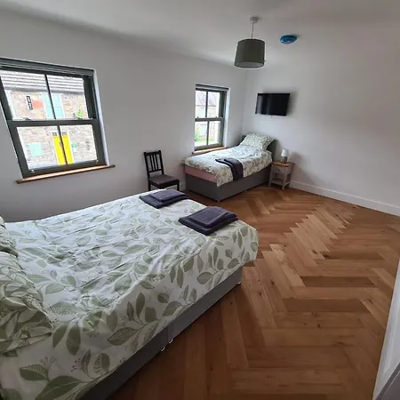Lavarna House Holiday home
